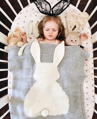 HKM-583251 Soft Plush Rabbit Ears Blanket for Children - Three-Dimensional Knitted Hugging Mat for Naptime and Beach