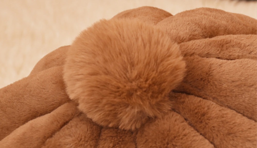 HKM-586131 Cozy Plush Cat and Dog House with Washable Design