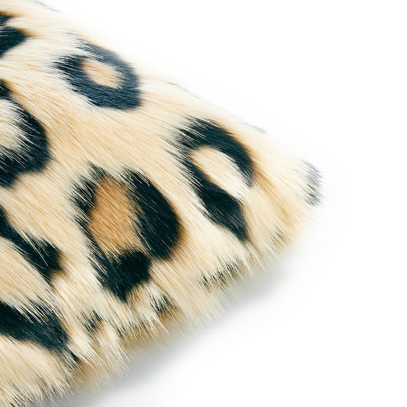 KTX-587859 Leopard Print Double-Sided Pillowcase - Nordic Style Plush Cushion with PP Cotton Filling