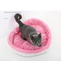 HKM-592723 Heart-Shaped Pet Nest Bed for Small and Medium Cats and Dogs - Cozy Linen and Arctic Wool with PP Cotton Filling