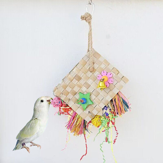 HKM-594323 Natural Palm Leaf Foraging Bag for Parrots - 18 x 30 cm Bird Toy