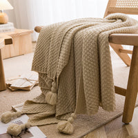 HKM-596691 Handmade Moss Stitch Blanket with Tassels for All-Season Comfort