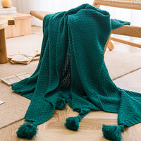 HKM-596691 Handmade Moss Stitch Blanket with Tassels for All-Season Comfort