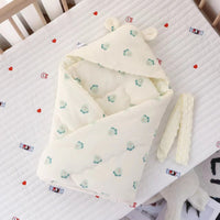 HKM-598675 Cotton Padded Baby Blanket with Animal Quilting Designs for Newborns - 90x90 cm