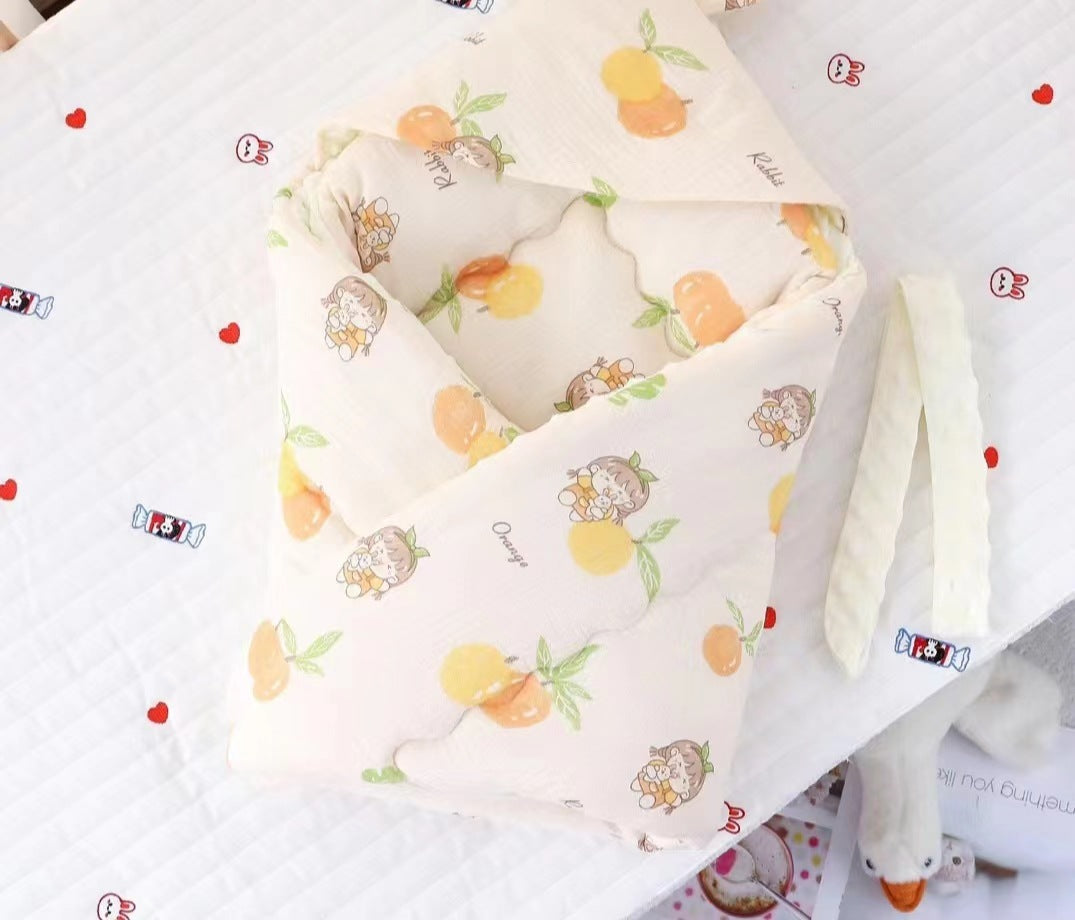 HKM-598675 Cotton Padded Baby Blanket with Animal Quilting Designs for Newborns - 90x90 cm