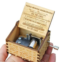 HKM-599827 Vintage Wooden Hand Crank Music Box with Custom Laser Engraving for Mom and Daughter Gifts