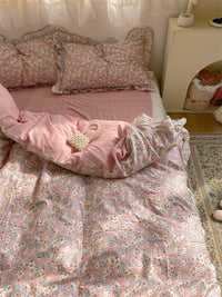 HKM-601299 Cotton Lace Four-Piece Bedding Set with Quilt Cover and Bed Skirt