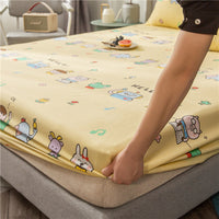 HKM-604435 Floral Non-Slip Sweat-Absorbing Mattress Protector with Pillowcases