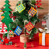 HKM-605395 Durable Plastic Tic Tac Toe Keychain Game for Kids Ages 2-13