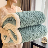 HKM-606739 Double-Sided Carved Velvet Blanket - Thick Polyester Fiber in Various Sizes and Colors