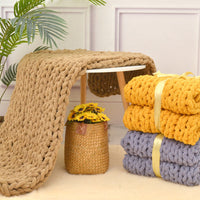 HKM-607059 Handmade Thick Polyester Woven Blanket for Sofa Decor