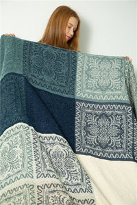 HKM-608211 Cozy Fleece Blanket - Soft Plush Leisure Blanket with Pastoral Landscape Design, Available in Multiple Sizes
