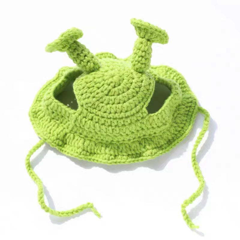 HKM-608403 Handmade Green Knitted Hat for Cats and Dogs - Stylish Pet Headgear for All Seasons
