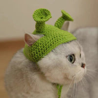 HKM-608403 Handmade Green Knitted Hat for Cats and Dogs - Stylish Pet Headgear for All Seasons