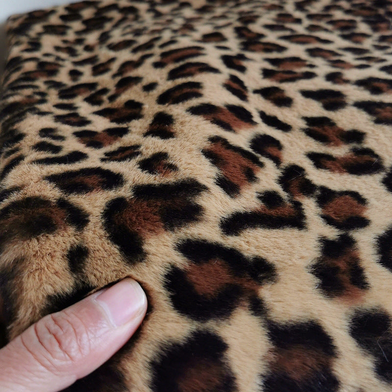 HKM-609875 Leopard Print Soft Polyester Faux Fur Blanket for All Seasons
