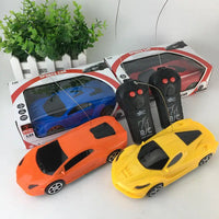HKM-609875 Remote Control 1:24 Drift Sports Car Model - Indoor & Outdoor Electric Kids Vehicle