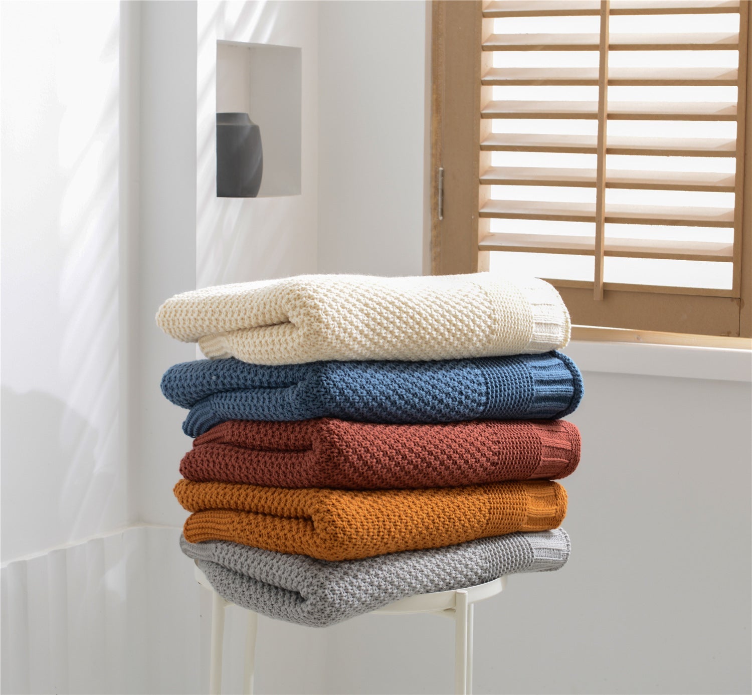 HKM-611027 Cozy Acrylic Lunch Break Blanket for Home or Office - 130x160cm, Spring & Autumn Colors