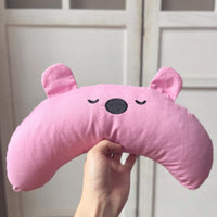 HKM-611347 Cartoon Bear Cervical Support Pillow for Dogs and Cats – Dream Purple, Matcha Green, Cream Yellow, Cute Pink, Sky Blue, Rose Red, Orange