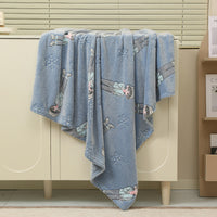 HKM-611347 Luminous Cartoon Air Conditioner Quilt for Kids - Flannel Polyester Blanket with Geometric Patterns
