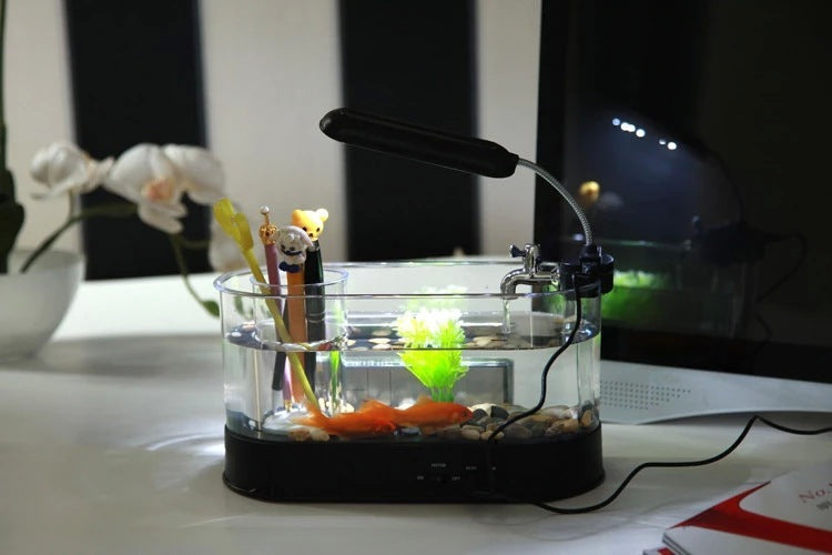 HKM-613011 Mini USB Desktop Aquarium with Time, Date, Week, Temperature & Alarm – Transparent Pen Holder