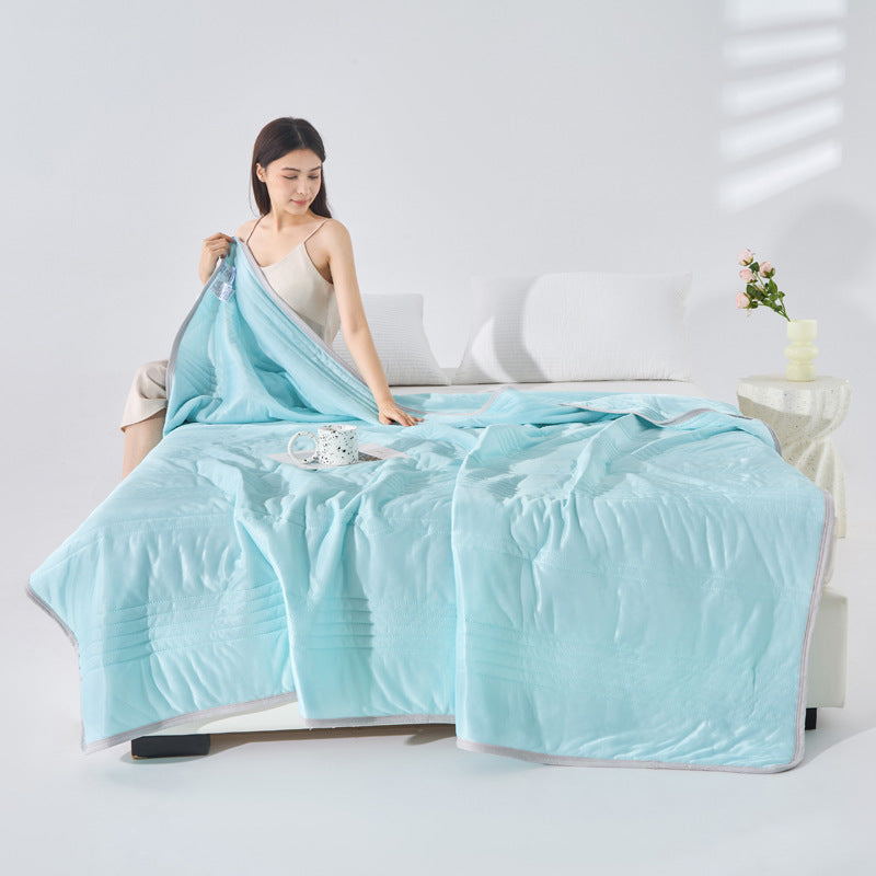 HKM-613331 Lightweight Summer Ice Silk Quilt - Machine Washable, Multiple Sizes Available