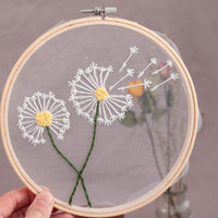 HKM-617939 Embroidery DIY Material Package for Beginners - Floral & Botanical Design