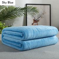 HKM-621395 Lightweight Gray Flannel Fleece Blanket - Soft, Breathable, Versatile Throw for Home and Outdoor Use
