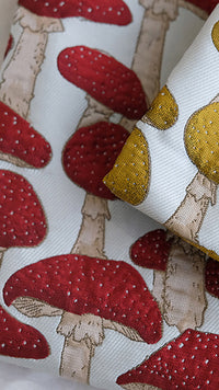 HKM-624531 Cartoon Mushroom Pattern Jacquard Cotton Fabric for DIY Projects - 50cm x 150cm
