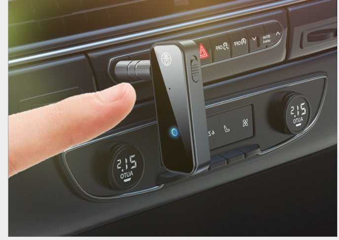 HKM-626899 Bluetooth 5.0 3.5mm AUX Audio Adapter for Car, Computer, TV, and Projector