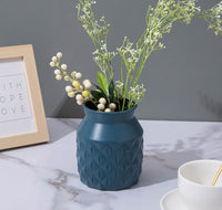 HKM-627923 Nordic Style Plastic Flower Arrangement Vase for Home and Office Décor