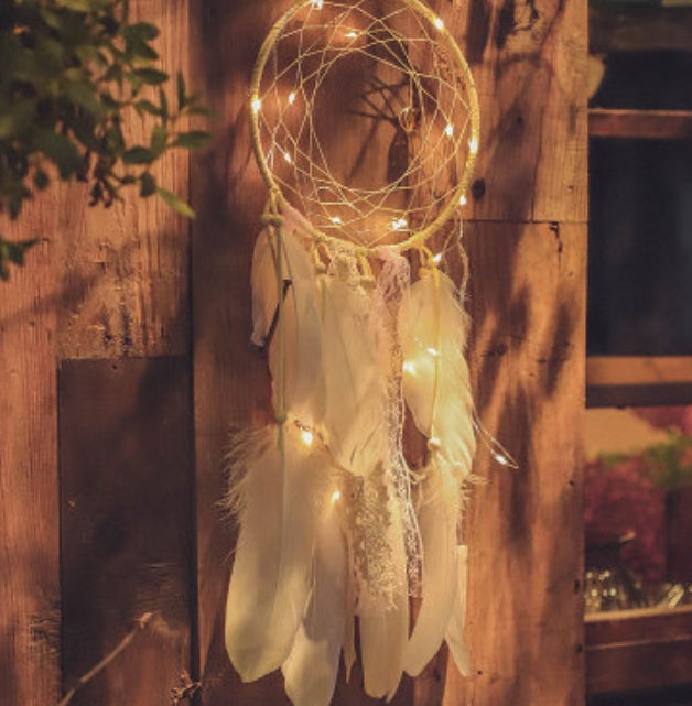 HKM-629459 Colorful Feather Dreamcatcher Wall Decoration - Pink, White, Blue, Purple, Green