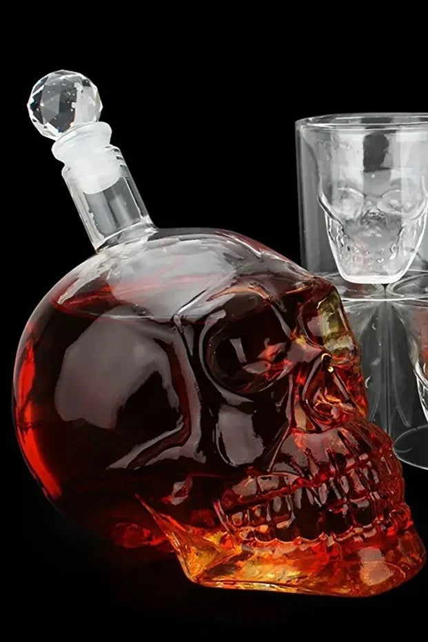 HKM-630099 Handmade Crystal Skull Glass Bottle 350ml for Whiskey, Liquor, or Beverage Serving