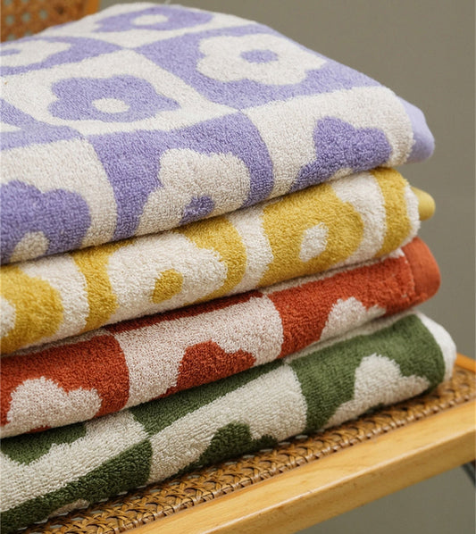 HKM-633171 Retro Style Cotton Fish Scale Towel Set - Face and Bath Towels in Lattice Floral Colors