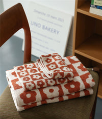 HKM-633171 Retro Style Cotton Fish Scale Towel Set - Face and Bath Towels in Lattice Floral Colors