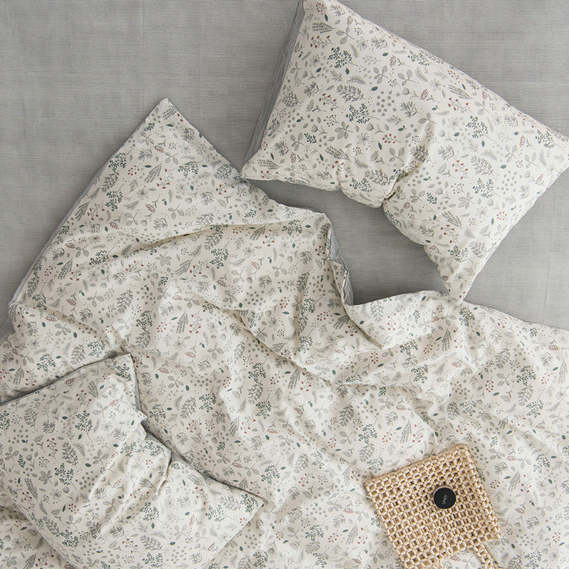 HKM-634579 Pastoral Small Floral 4-Piece Pure Cotton Bedding Set for Multiple Bed Sizes