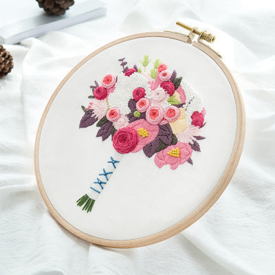 HKM-634899 DIY Hand Embroidery Kit with Cotton Canvas and Complete Accessories