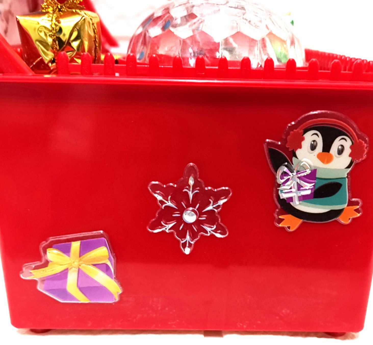 HKM-635667 Electric Lift Music Gift Box with Motion, Plastic, 17x11x8cm, Battery Operated