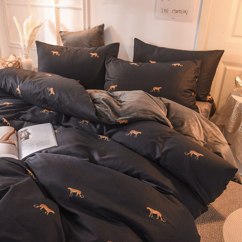 HKM-636371 Leopard and Floral Print Cotton Velvet 4-Piece Bedding Set - Duvet Cover, Sheets, Pillowcases