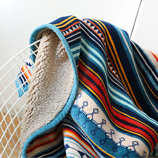 HKM-637523 Cozy Thickened Flannel Air Conditioning Blanket with Geometric Pattern for Winter