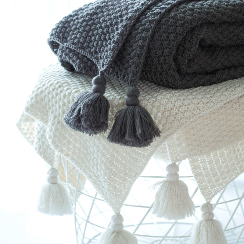 HKM-638099 Nordic Knitted Woolen Yarn Ball Cover Blanket with Pillowcase in Various Sizes and Colors