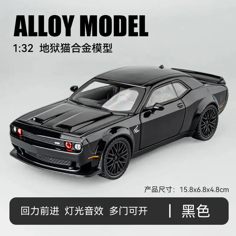 HKM-638995 1:32 Scale Dodge Challenger Alloy Model Car with Pullback Action, Sound, and Light Features
