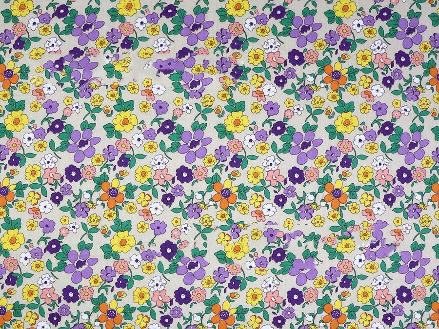HKM-639187 Floral Twill Cotton Fabric - Small Botanical Print for Spring & Summer Clothing and Home Decor