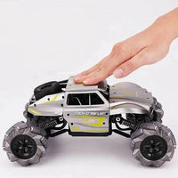 HKM-640147 1:16 Scale 4-Channel RC Drift Stunt Car with Battery and USB Charger for Indoor and Outdoor Fun