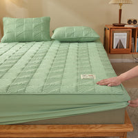 HKM-641491 Striped and Checkered Fitted Sheet Set in Soybean Fiber - Various Sizes Available