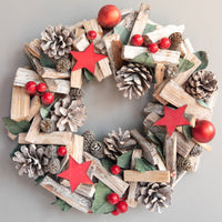 HKM-646867 Nordic Porvoo Christmas Wreaths in Silver and Red Variants