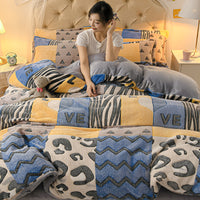 HKM-647571 Coral Velvet Double-Sided Bedding Set with Cartoon Patterns, 4-Piece Collection for Various Bed Sizes