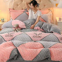 HKM-647571 Coral Velvet Double-Sided Bedding Set with Cartoon Patterns, 4-Piece Collection for Various Bed Sizes