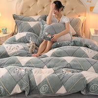 HKM-647571 Coral Velvet Double-Sided Bedding Set with Cartoon Patterns, 4-Piece Collection for Various Bed Sizes