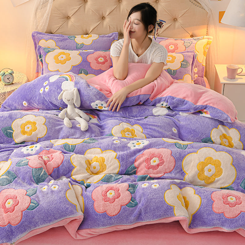 HKM-647571 Coral Velvet Double-Sided Bedding Set with Cartoon Patterns, 4-Piece Collection for Various Bed Sizes