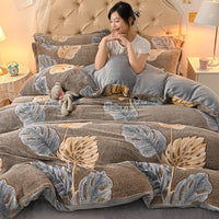 HKM-647571 Coral Velvet Double-Sided Bedding Set with Cartoon Patterns, 4-Piece Collection for Various Bed Sizes